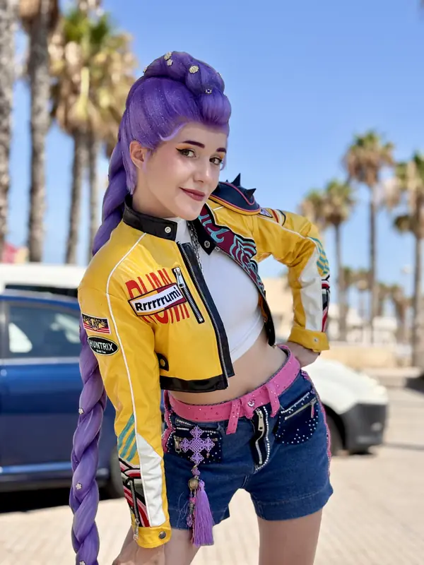 Cazadora K-pop de la trenza lila